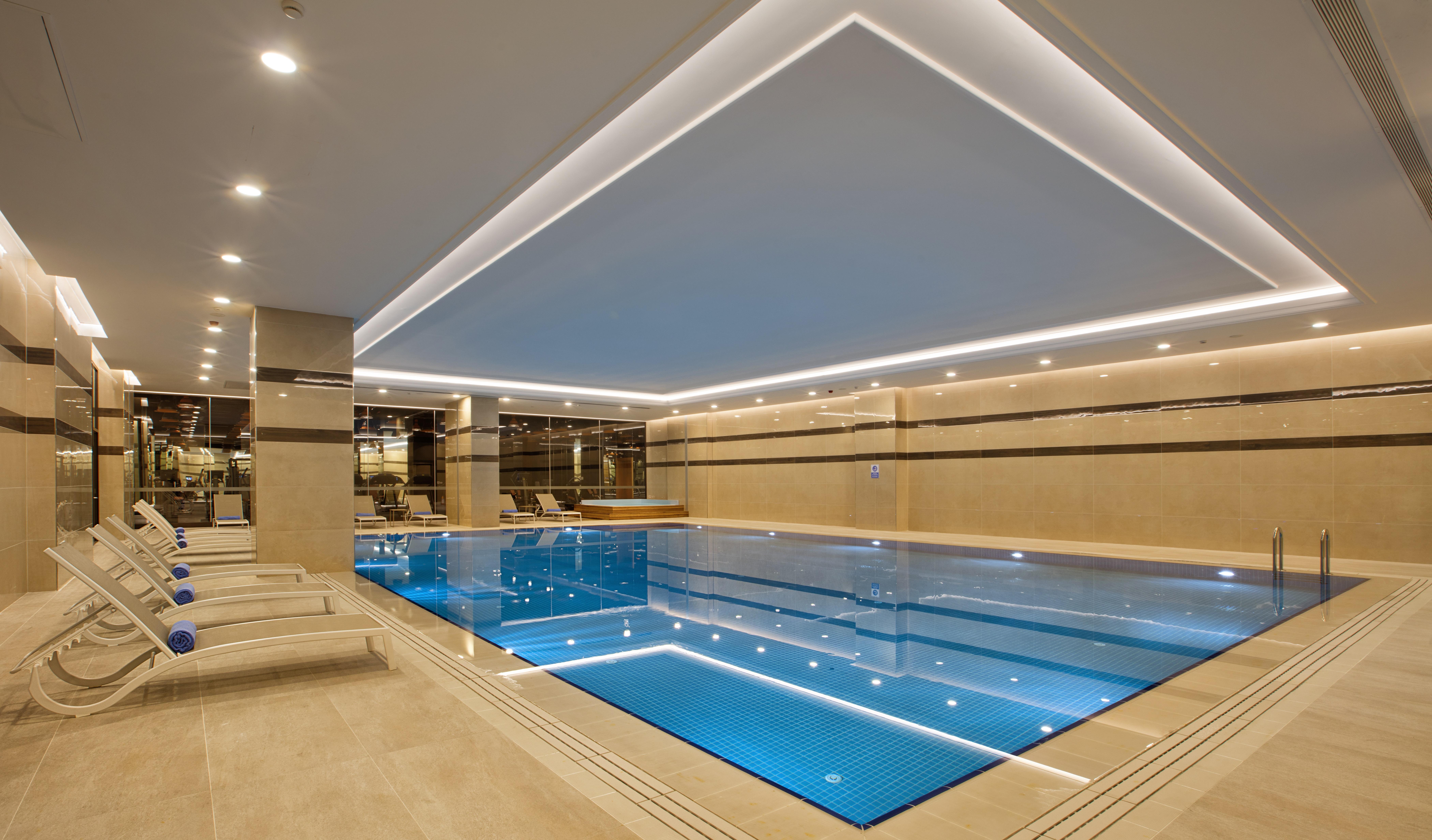 Ottoman'S Life Hotel Deluxe Istanbul Exterior photo The pool at the Four Seasons Hotel