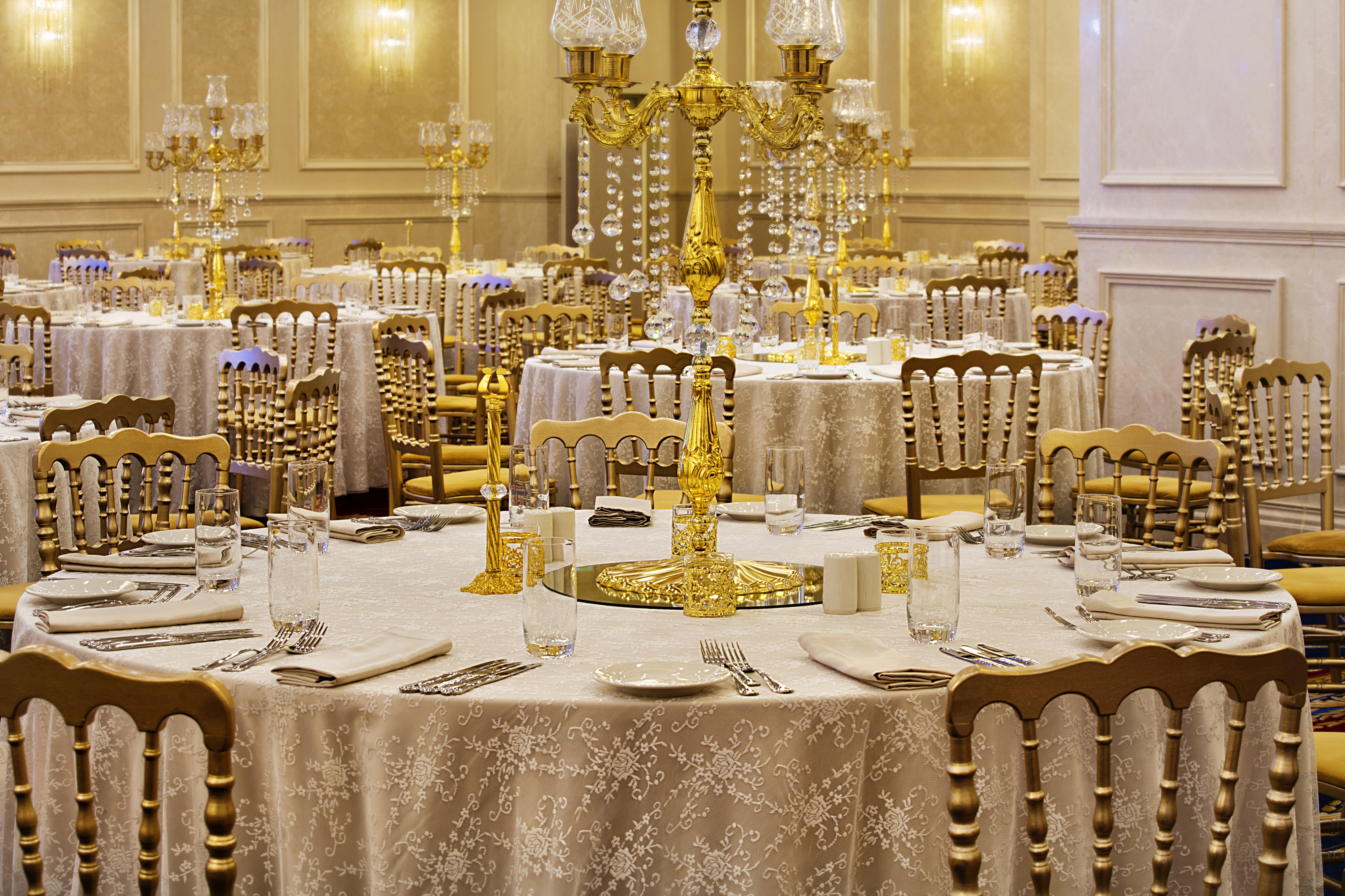 Ottoman'S Life Hotel Deluxe Istanbul Exterior photo A table set for a formal dinner